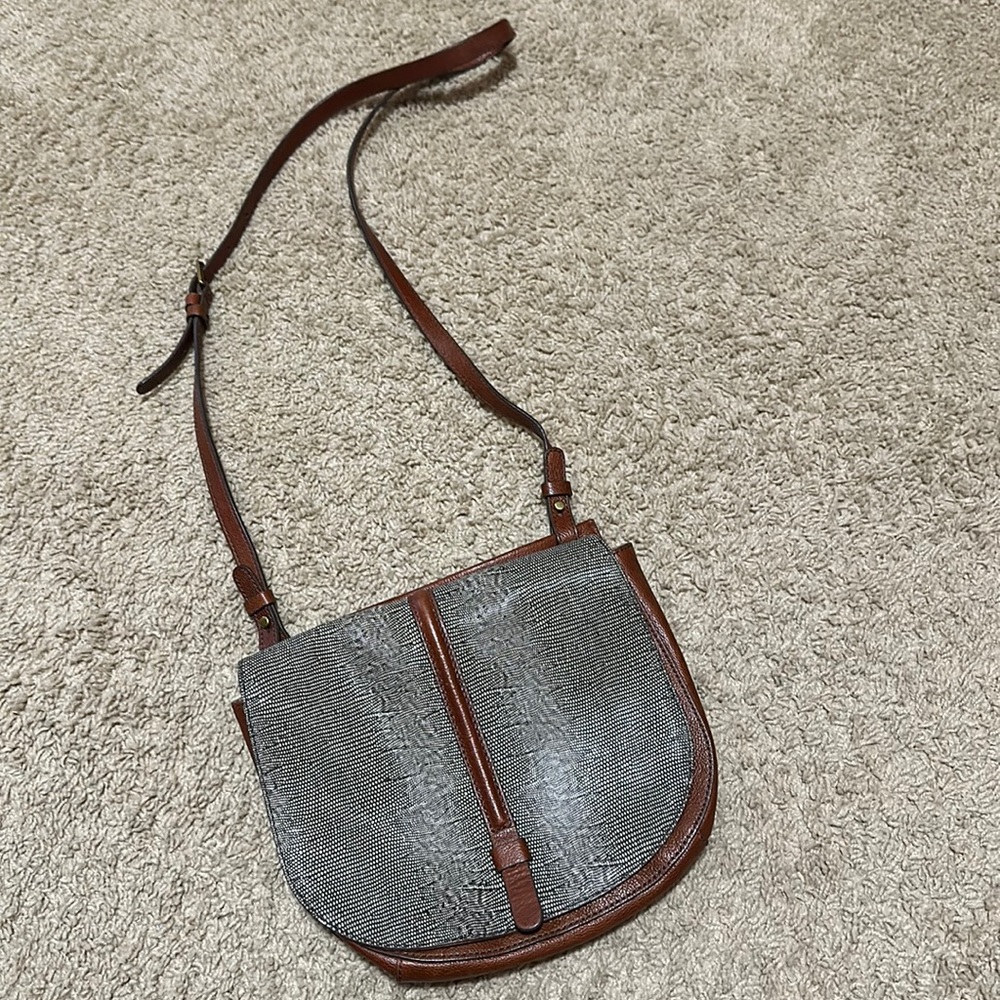 Fossil saddle bag